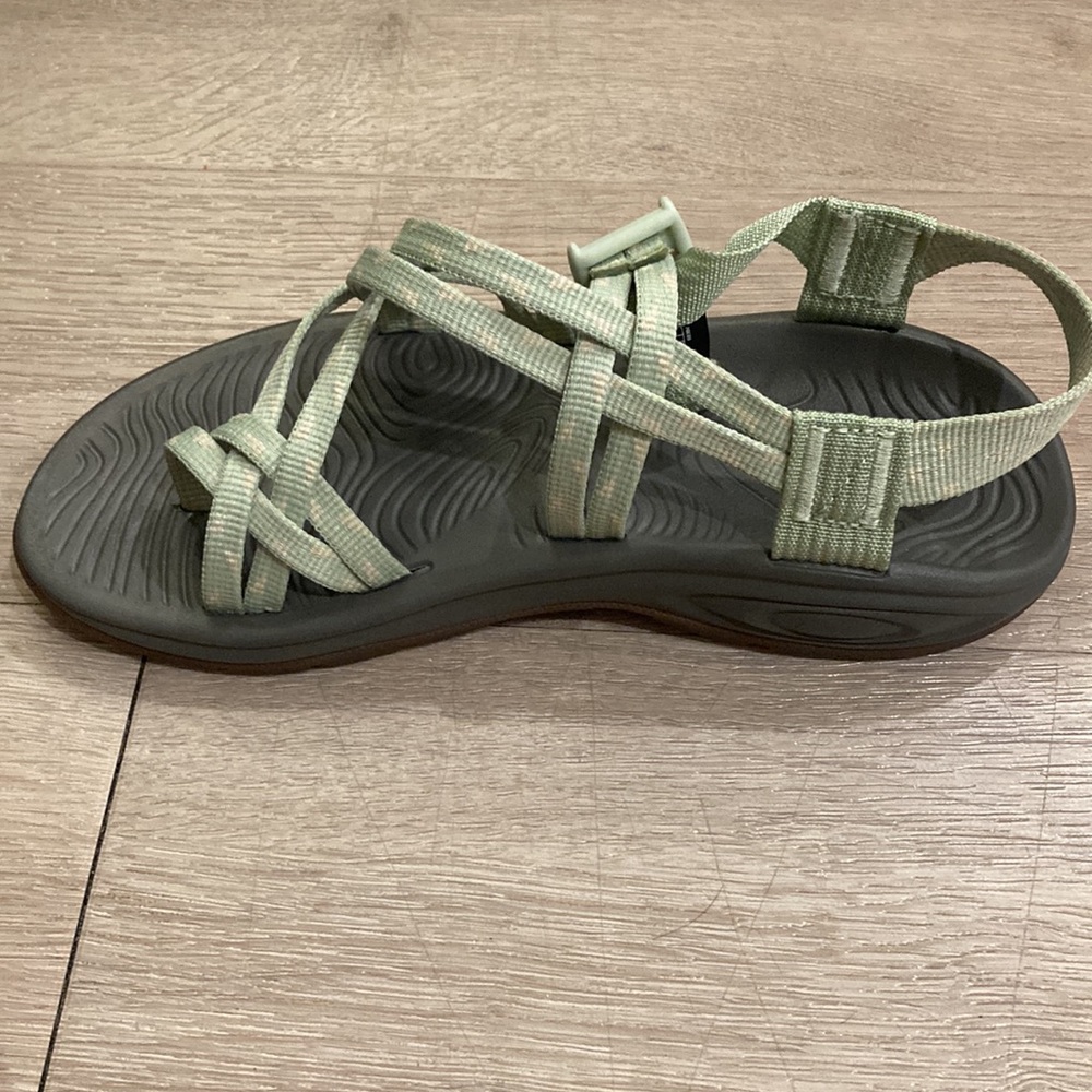NWT Chaco Zvolv X2 Sandal Streamer Celadon - Picture 3 of 5